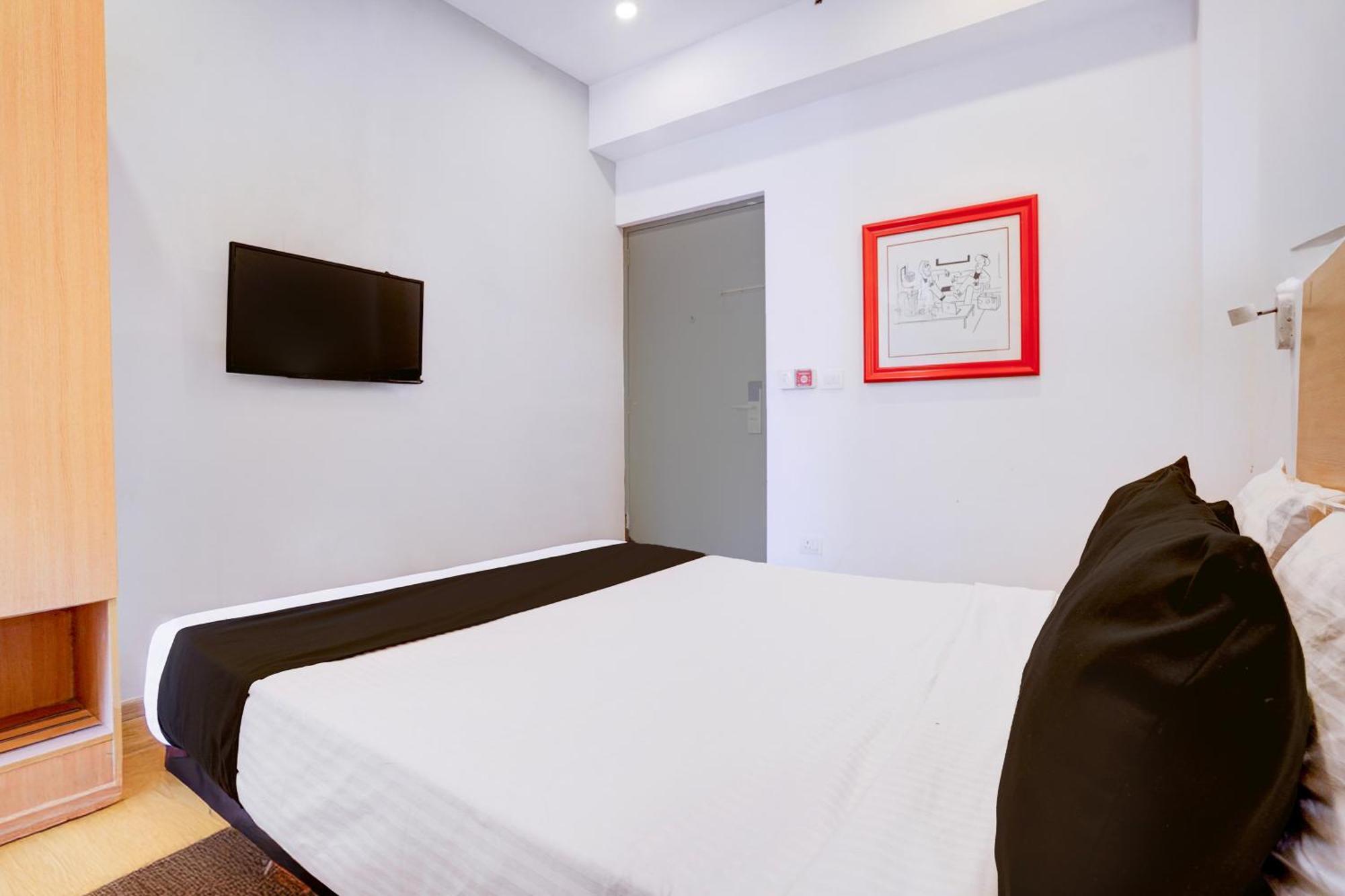 فندق Townhouse Khar The Habitat مومباي المظهر الخارجي الصورة